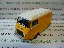 PL30 VOITURE 1/43 IXO IST