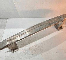 renfort pare-choc av AUDI S4