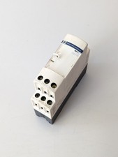 Relais de contrôle réseau