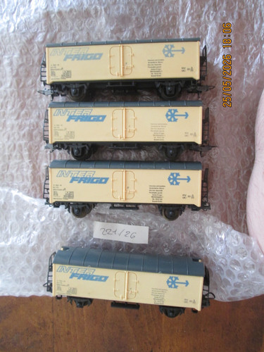 221 quatre wagons - n°221/26,