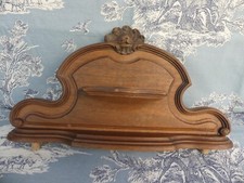 Petit Fronton de Chevet avec une étagère style Louis XV 17cm haut 34cm de large