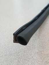 9647251299 joint bas porte portière arrière gauche condu. Citroën C4 5 portes 