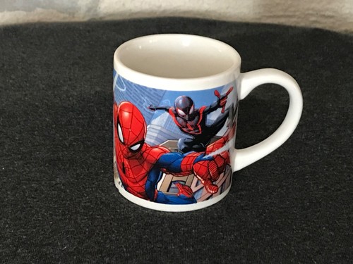 Petit mug publicitaire marvel - publicitaire,