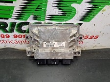 CALCULATEUR MOTEUR RENAULT