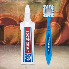 Costume de couple dentifrice