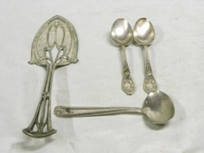 ANCIEN LOT 4 COUVERTS MÉTAL ARGENTE CUILLÈRE CAFÉ BOUILLIE SAUCE PELLE A TARTE