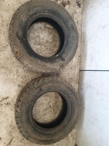 Pneu 235 700 r16 - 235/700, q