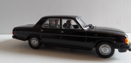 James bond 007 gaz - 1/43,