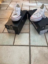 2 Paires de Basket CONVERSE