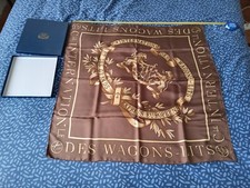 FOULARD NEUF  PURE SOIE