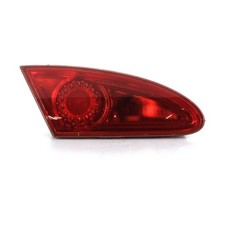 Feu de coffre arrière gauche