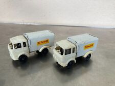 2 CAMIONS SESAME BERLIET BLANC SHELL VEHICULE MINIATURE