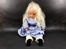 ancienne poupée de marque Bella, yeux dormeurs poupon jouet ancien robe 