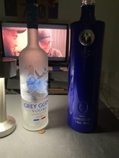 bouteiile de vodka ciroc grey