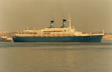 Flotta Lauro ACHILLE LAURO ex WILLEM RUYS seen arriving Piraeus 1987