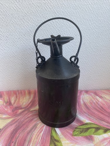 Ancienne burette bidon huile - ancienne,