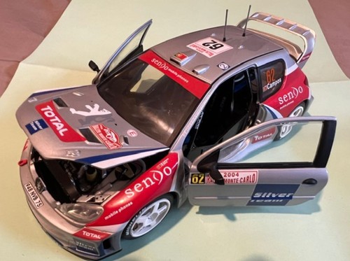 Miniature auto 18 - auto, 1/18