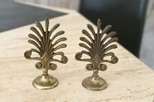 paire fronton embout tringle à rideau ancien en bronze plaque décor  palmettes