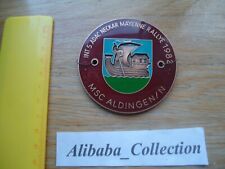 PLAQUE BADGE EMAILLEE AUTOMOBILE CLUB VOITURE CALANDRE MAYENNE RALLYE 1982