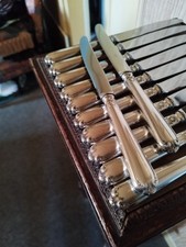 12 Couteaux de Table Décor Feuillages/Coquilles Orfèvrerie Lenain Métal Argenté