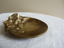 A. BOUNY Vide proche en bronze