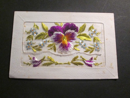 Carte postale ancienne brodee