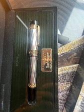 Montblanc plume Charlemagne