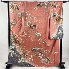Beau kimono rose Furisode 165 cm taille L motif floral en soie