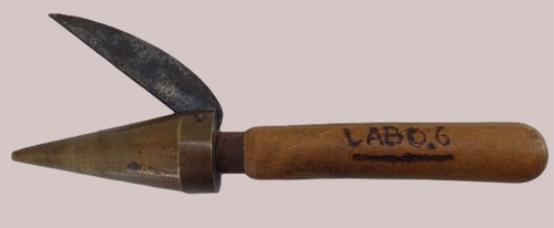 Outil vigneron affuteur