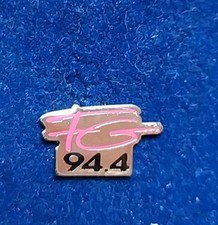 RARE PINS RADIO FG 94.4 FM