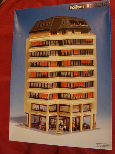 Kibri maquette tour - maquette,