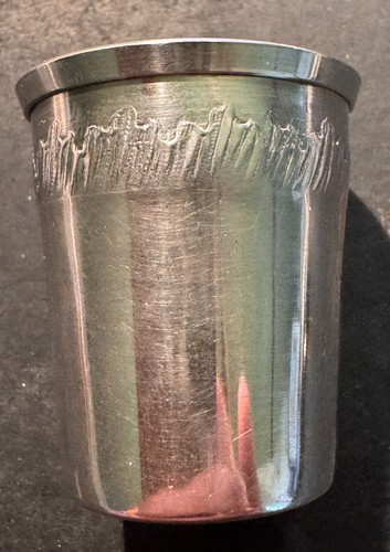 Petit goblet argent minerve