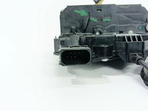 1342155080 serrure porte avant