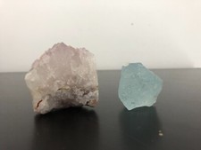 pierres à identifier 3 cm minéraux minéral collection fluorite ?