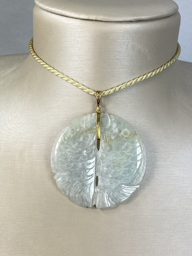 Pendentif rond jade blanc - en,