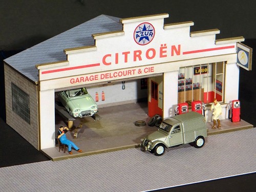 Façade petit garage citroën - petit,