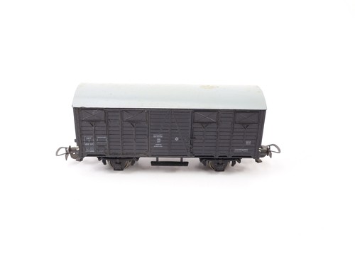 Wagon couvert piko 426 217 - couvert,