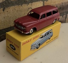 DINKY  Toys - Peugeot 403