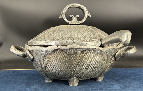 Soupière ancienne régule - en,
