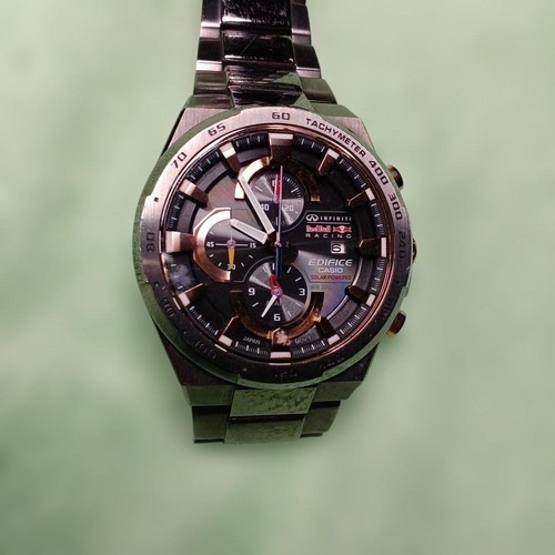 Montre chronographe solaire