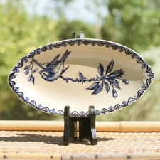 Ravier patiné en faïence modèle japonais décor oiseau Choisy-Le-Roi 26 cm