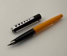 Stylo plume Montblanc Carrera