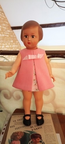 Jolie robe poupée modes - robe,
