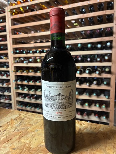 344 château le bourdieu - -,