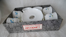 ARCOPAL  MYOSOTIS COFFRET  6 TASSES ET SOUS TASSES  , VINTAGE ,  NEUF