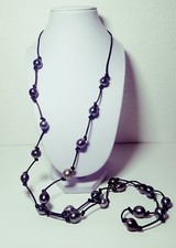 Splendide sautoir de 23