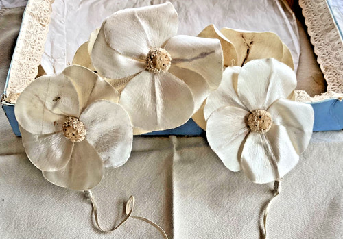 Ancienne jolie couronne - ancienne,