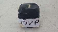 Bouton lève vitre avant passager pour Citroen xsara  essence de 2001