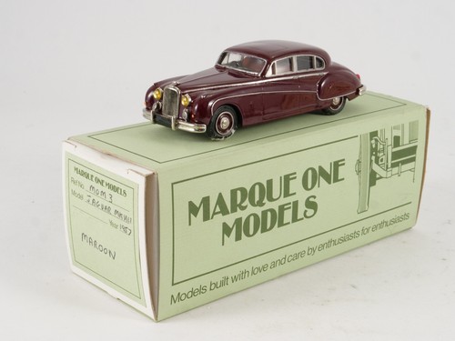 Marque one models mom3 - one,