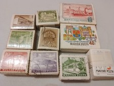 1500 bottes différentes de 25